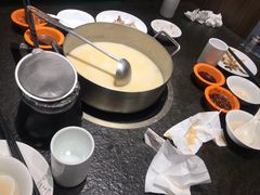 -煲宫猪肚鸡(昆山金鹰国际购物中心店)