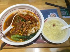 甜酒冲蛋-呷佬·长沙手工米粉(金沙江路店)