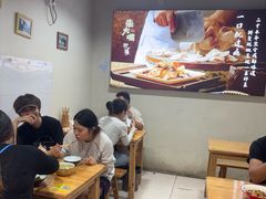 -朱大嘴肥肠血旺(福字街店)