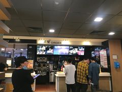 -麦当劳(新华路步步高店)