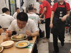 大堂-歹歹的加个面过油肉拌面