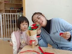 -蒙蒙狮蒙台梭利儿童之家