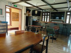 -麦落精酿啤酒餐吧(先农大院店)