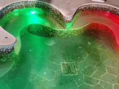 -泉城欧乐堡戏水湾艺术养生温泉