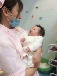 -母仪天下月子中心(光谷店)