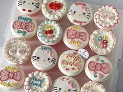 -三只小羊蛋糕DIY烘焙·拼豆·银饰(光谷店)