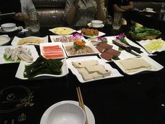 -唯爱KTV聚会餐厅(仙林东城汇店)