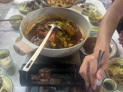 -刘姐啤酒鱼民族演艺餐厅(西街总店)