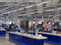 -优购镜仓(黄岛吾悦店)