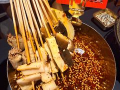 -何师烧烤·香辣蟹·川菜·30年老品牌(太古里旗舰店)