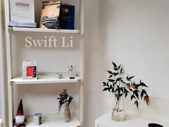 -UNI UNI(环亚凯瑟琳店)