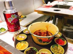 奶茶冰粉-串一火锅(赛格国际购物中心店)