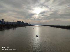-南京眼步行桥