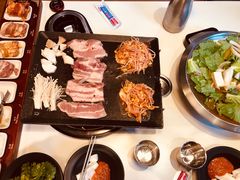 -八色五花肉(新村2号店)