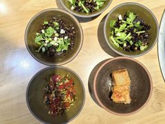 -苗阿哥酸汤牛肉火锅(体育场店)
