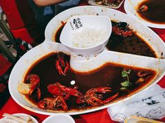 -龙巢盱眙龙虾·牛蛙·烧烤宵夜(八卦岭店)