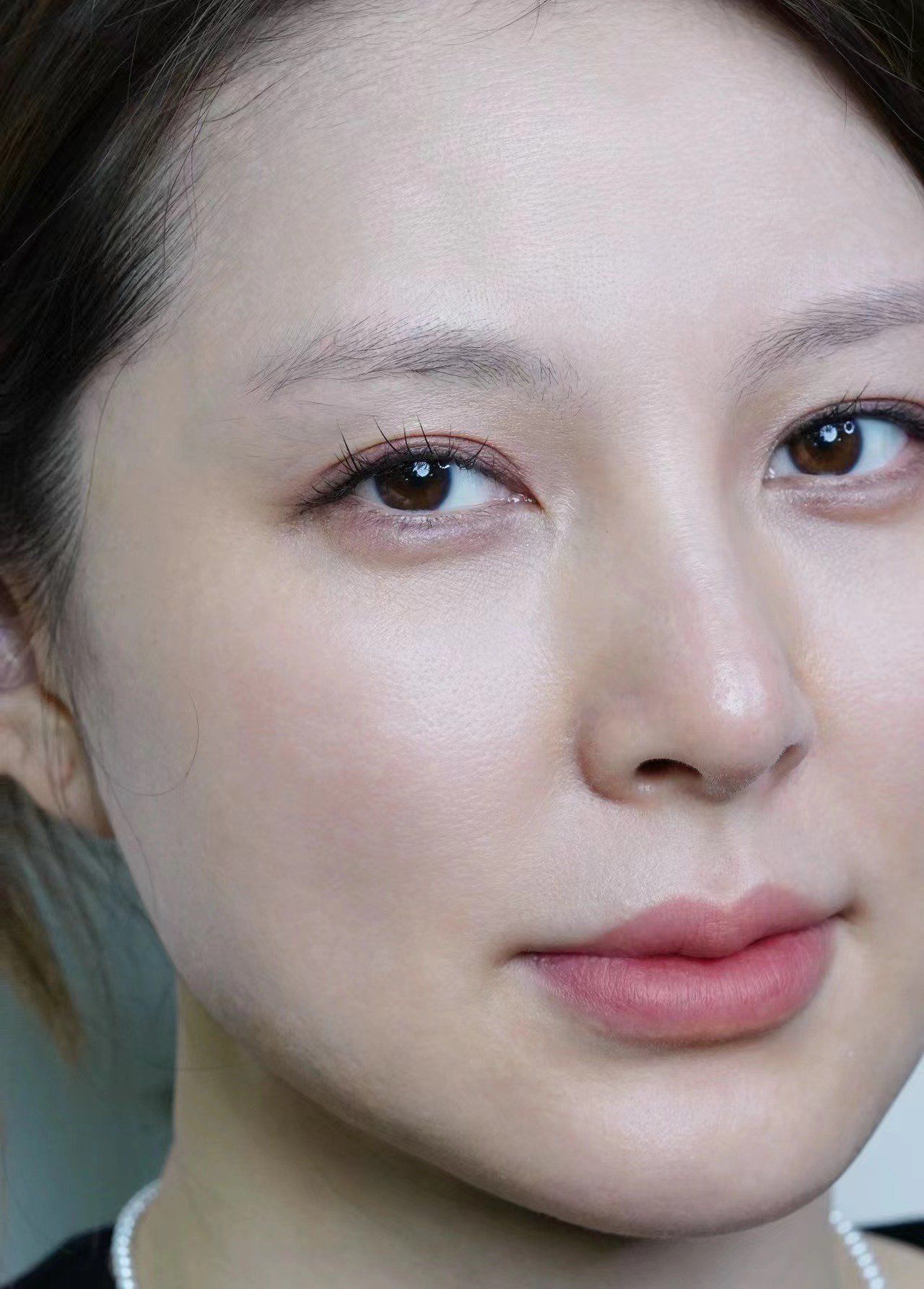 野生眉 美女也架不住没有眉毛呀