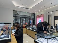 -亨吉利世界名表中心(砂之船奥莱店)