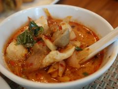 -Chom Cafe and Restaurant