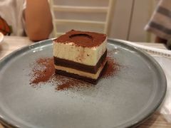 -必胜客(东莞地王店)