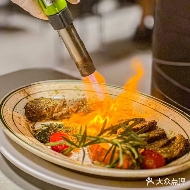 来广旅游特种兵bi冲西餐厅！！