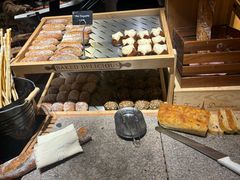 -怡咖啡海鲜自助餐厅(浦东香格里拉店)