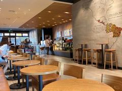 用餐区-星巴克(广州百信广场东区店)