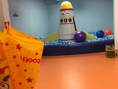 -小门牙好性格托育(北外滩中心)