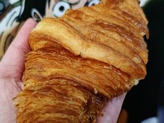 黄油牛角-Palette·花籁咖啡烘焙