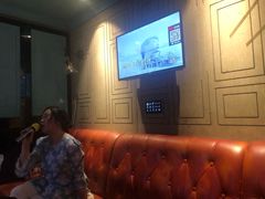 -环球梦主题KTV(曲阳生活购物中心店)