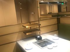 -海底捞火锅(奉化银泰店)