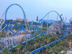 -七彩云南欢乐世界