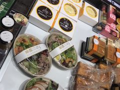 -TOUCH泰奇(奉贤宝龙城市广场店)