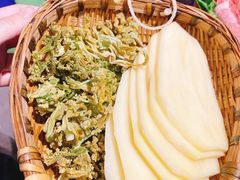 -四小区火锅·巷子里的重庆火锅(花照壁店)