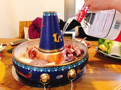 -毛辣果·贵州红酸汤牛肉火锅(西单店)