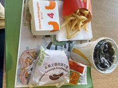 -麦当劳(西客站店)