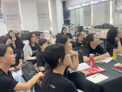 -首脑美容美发化妆美甲培训学校(龙岗校区)