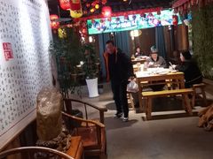 -头上红煨盐鸡·非遗院子餐厅