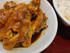 -张卤堂·砂锅卤肘子(南头店)