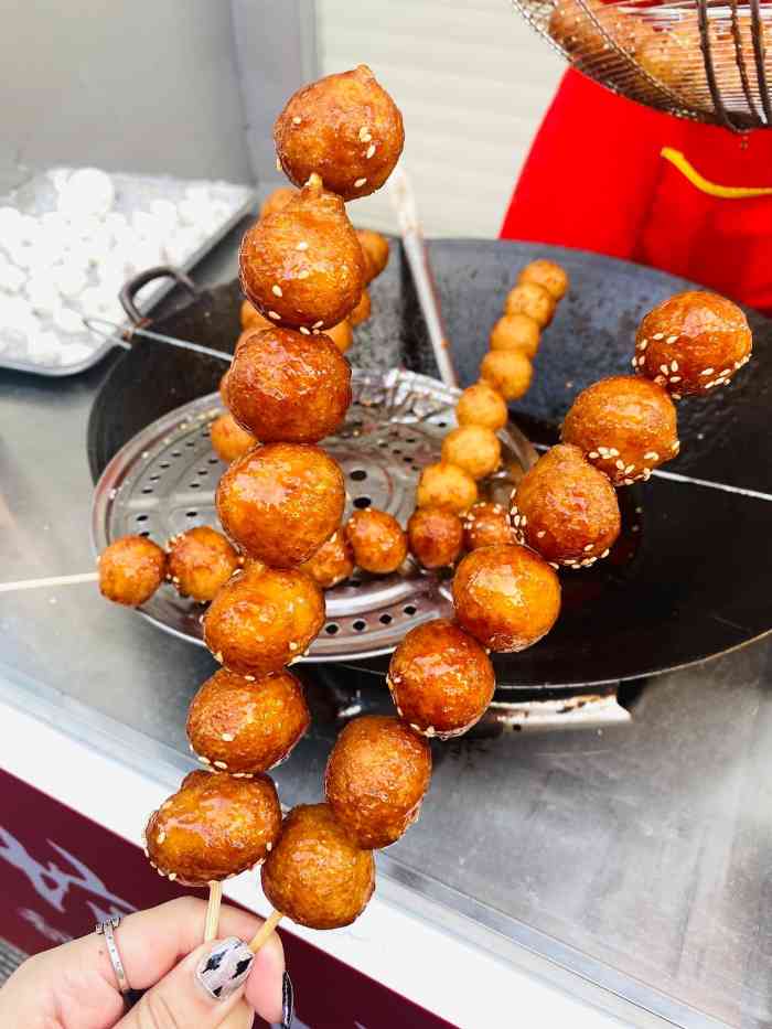 邬家糖油坨坨-"想吃糖油坨坨,本来是奔着金记去了的,到了.