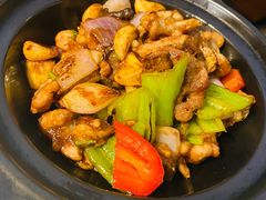 啫啫牛蛙煲-肥仔文澳门猪骨煲(南京西路店)