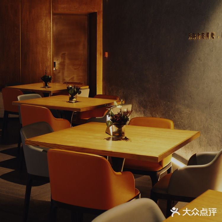但丁 | 不出郑州就可吃到全世界的美食