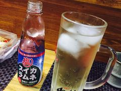 弹珠汽水和梅酒碳酸饮料-百步拉面