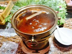-慢丽江·云南野生菌土鸡锅(西山店)
