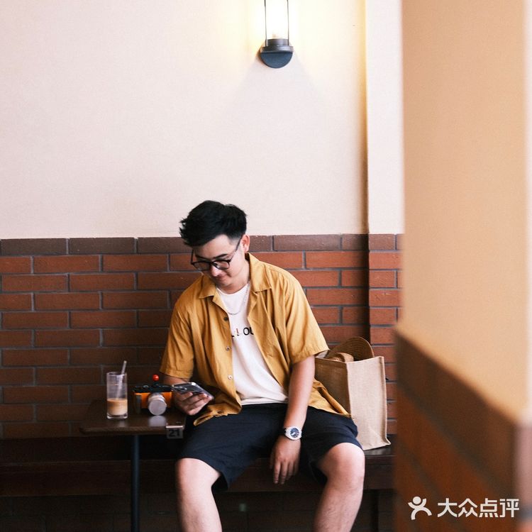 佛山探店 | 藏在小巷里的英伦风咖啡厅☕