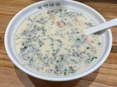 咸豆浆-弄堂咪道-饭香·面香·馄饨香(钦州北路田尚坊店)