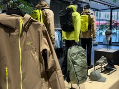 -ARC'TERYX始祖鸟(北京王府中环店)