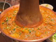 土司铜锅油焖鸡-浩海火燒雲傣家菜(芮欧百货店)