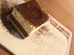 -必胜客(广渠路店)