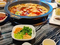-老船舫·现做活鲜鱼馆(东郊记忆店)